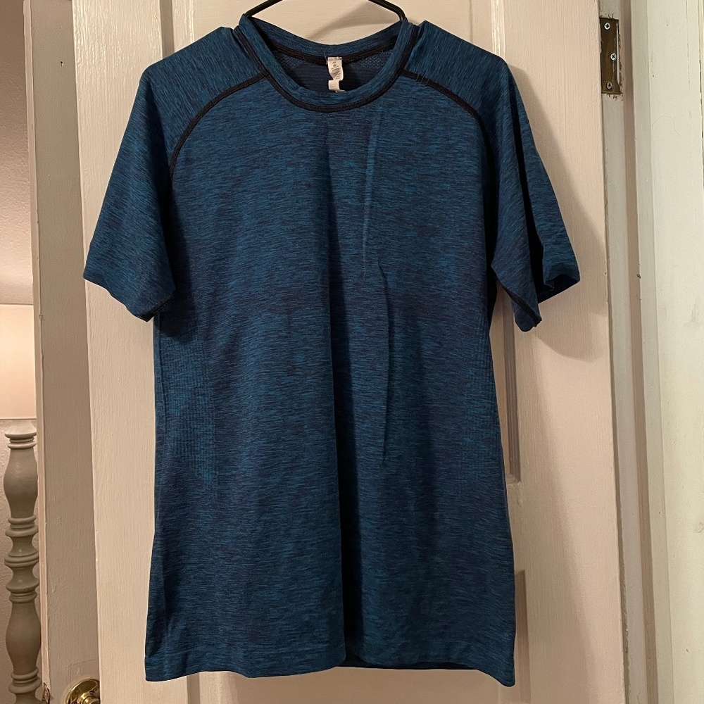 Lululemon Men's Metal Vent Tech Short Sleeve Shirt